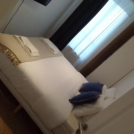 Myhotel10 Апартаменты