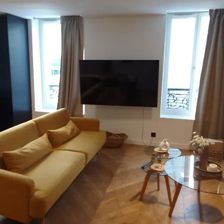 Myhotel10 Апартаменты Нёйи-сюр-Сен